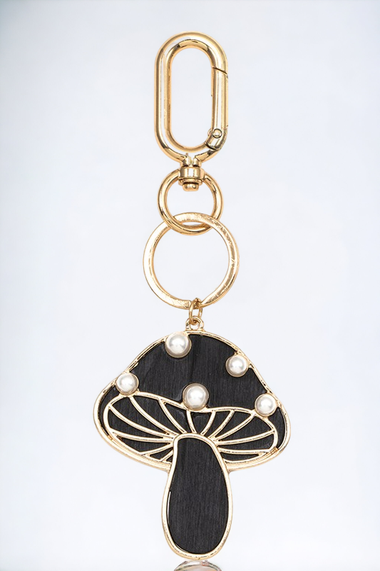 WOOD CUT MUSHROOM KEYCHAIN