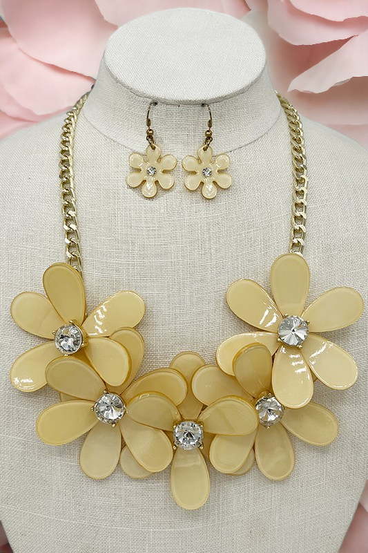 Cluster Floral Gem Accent Necklace Set