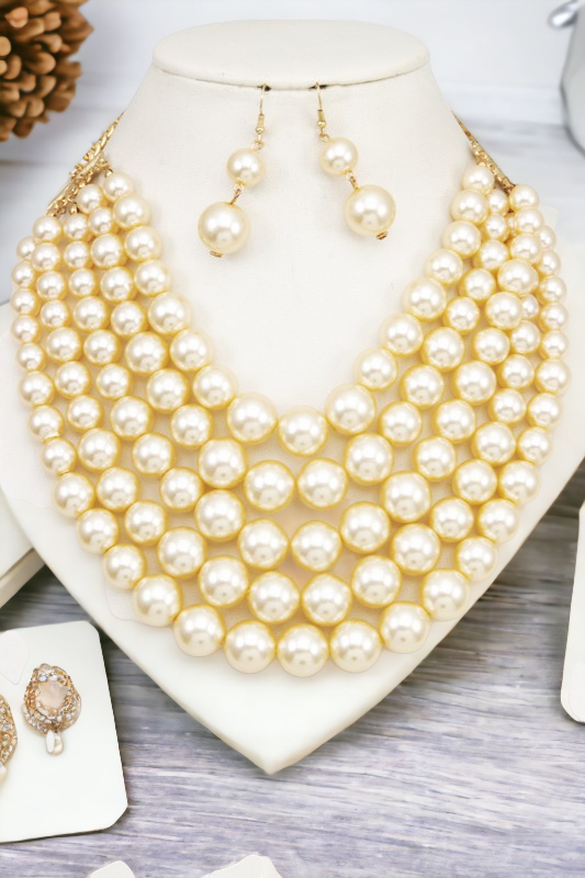 MULTI ROW PEARL BIB BECKLACE SET