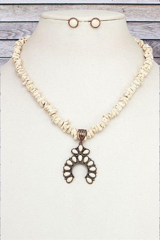 Chipped Gemstone Horseshoe Pendant Necklace