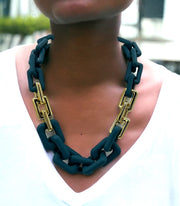 COLOR LINK CHAIN NECKLACE