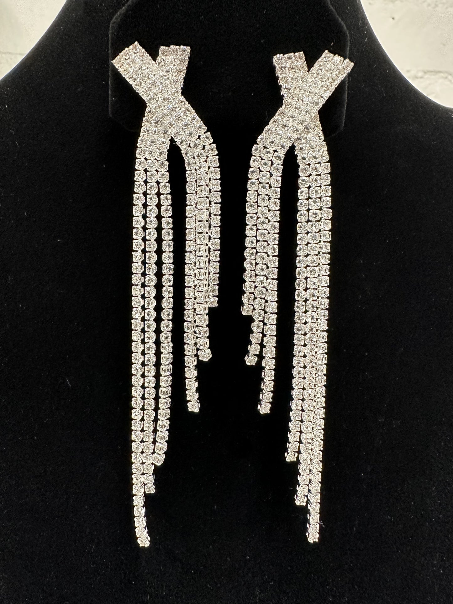 RHINESTONE FRINGE DANGLE EARRING